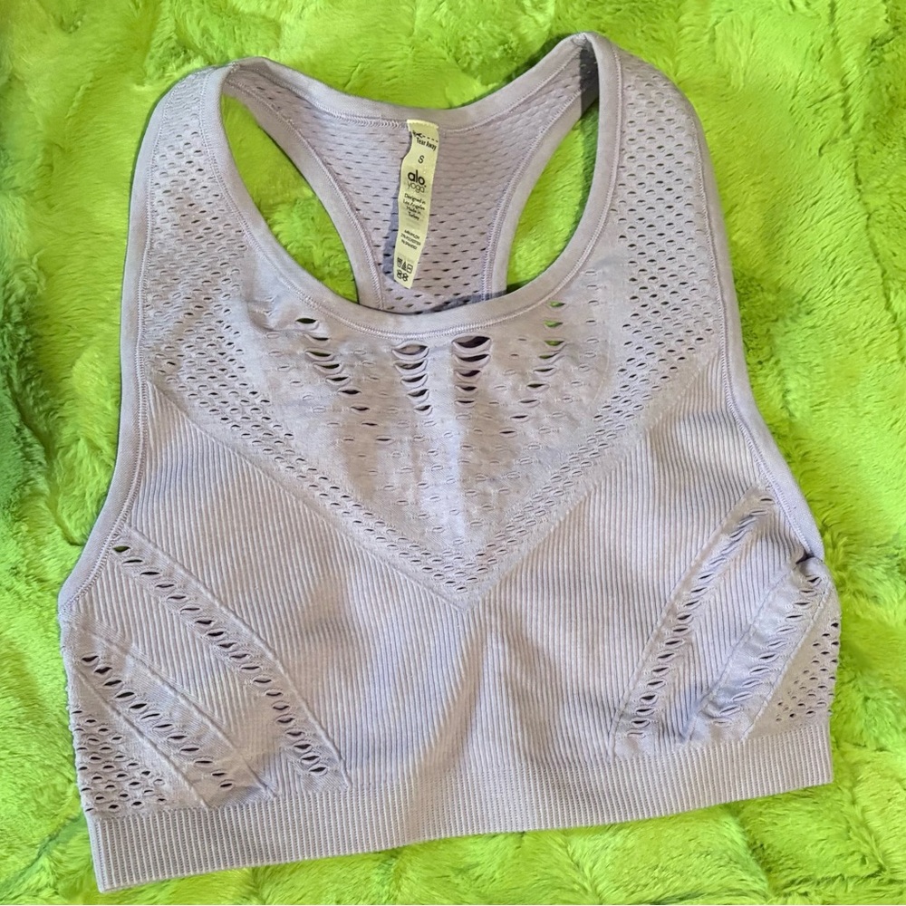 Alo lilac/lavender yoga bra